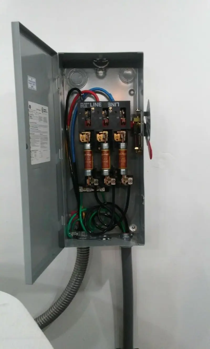 Three-phase disconnect switch installed for Smoke Detector Installation in Ellington